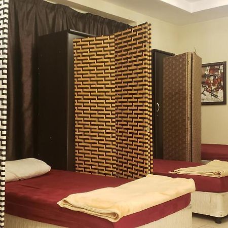 Hostel Backpackers zone Dubai Exterior foto
