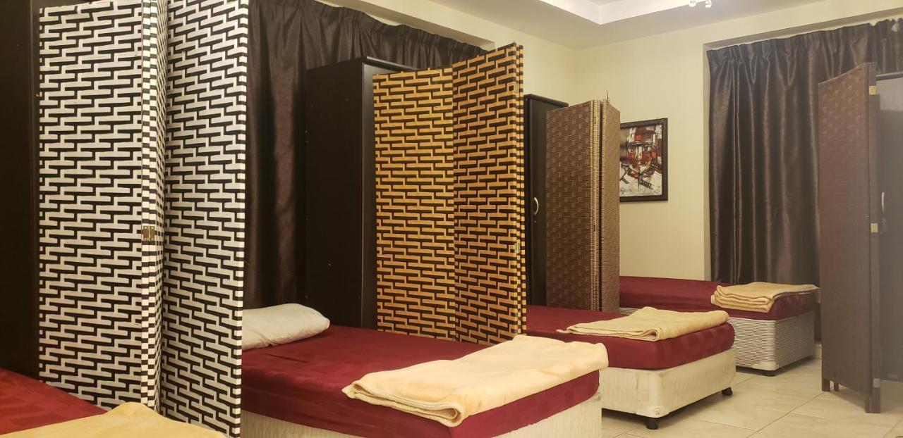 Hostel Backpackers zone Dubai Exterior foto