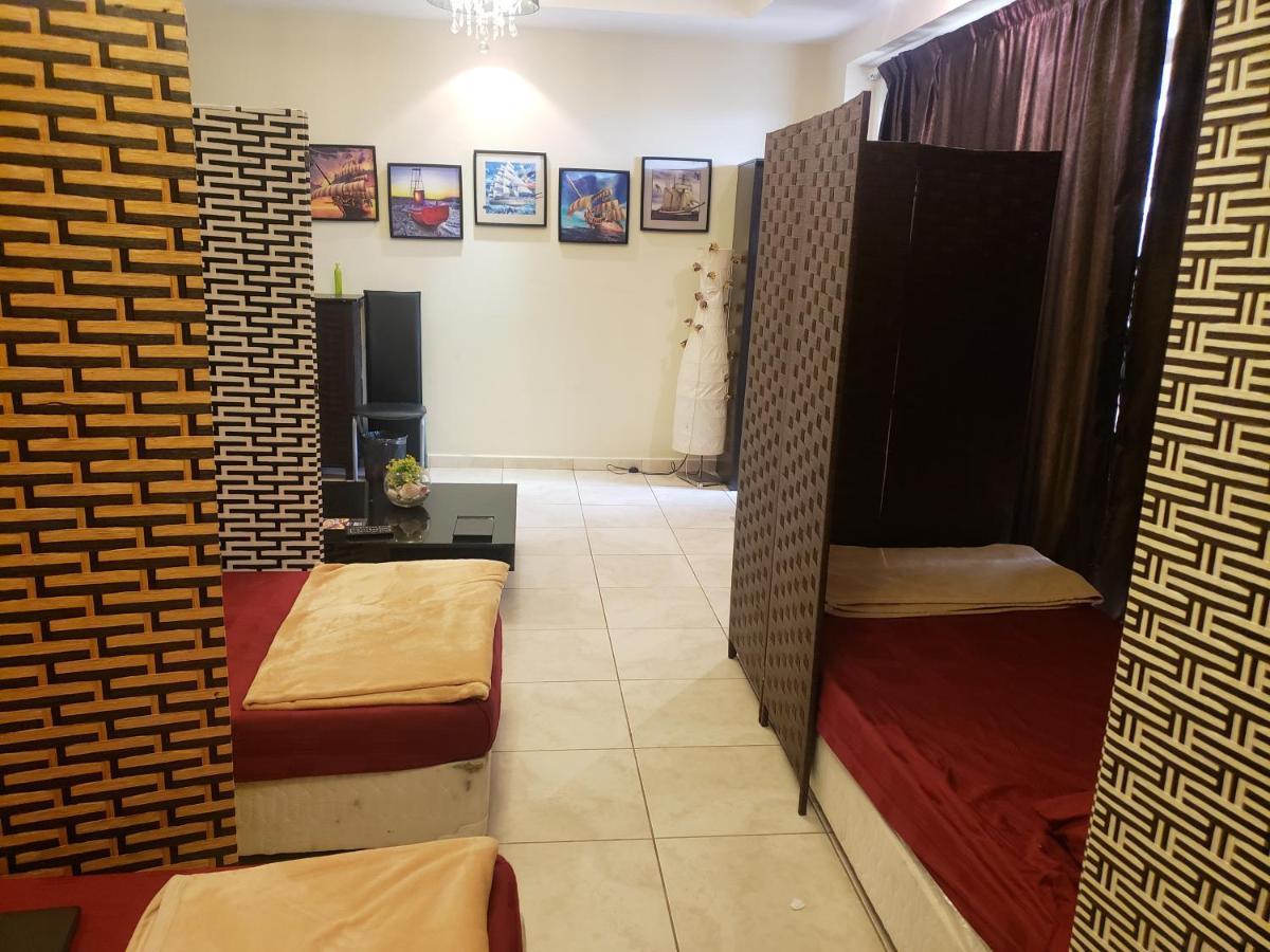 Hostel Backpackers zone Dubai Exterior foto